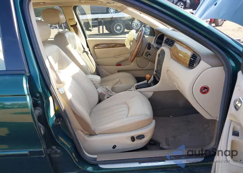 2003 Jaguar X-Type 2.5 из США, поврежденный, VIN SAJEA51D83XD44497